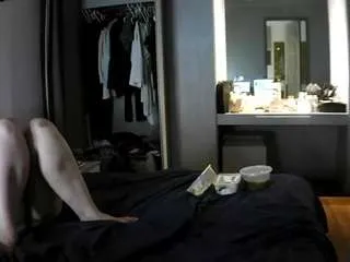 Offline tiadollxxx on CamSoda