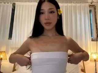 toshiaridpath — Spank my ass every 50 tkns [300 tokens remaining]