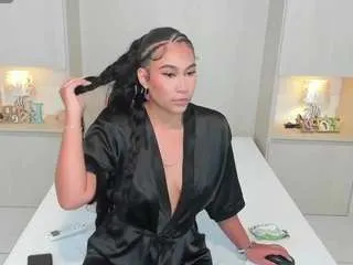 Offline trishamoon on CamSoda