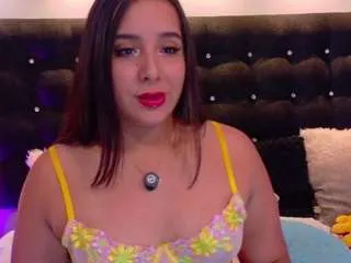 valen-scott — keep going valen//PVT OPEN / DOMI AND HUSH ON   PVT OPEN VIDEOCALLS FOR 400 TKS [3 tokens remaining]