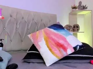 valeriie21 on CamSoda