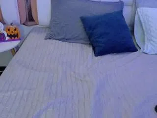 Freechat valkiria-moore on CamSoda