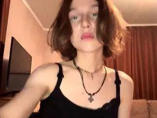 victorianguyen — puff out my cheeks [15 tokens remaining]