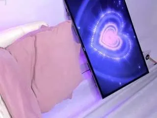 Offline victoriavx on CamSoda