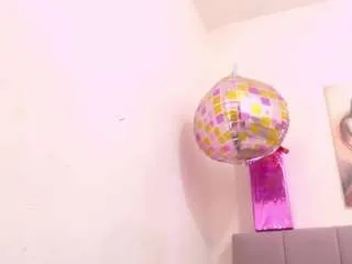 violet-wish — Big squirt in your faces [320 tokens remaining]