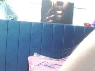 Offline violet-wish on CamSoda