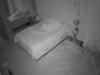 Offline voyeurcam-casa-salsa-bedroom-2 on CamSoda