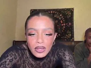 xzoexx — Happy Sunday, cum with me I'm so horny [2000 tokens remaining]