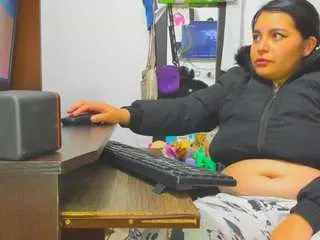 Offline yoursexyandhotprinces on CamSoda