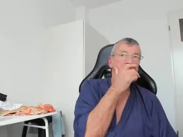 200gentleman on Chaturbate