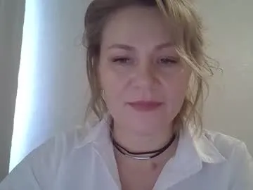 Offline 3susie on Chaturbate