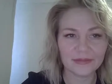 Offline 3susie on Chaturbate