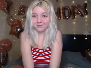 Offline _blonde_barbie_ on Chaturbate