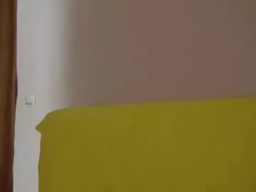 Offline _lovelyen on Chaturbate