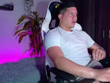 Chaturbate _robertobaggio is Freechat _robertobaggio — bro! lets jerk off and make my dick cum #cum #muscle #young #lovense #bigcock #latino