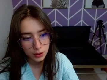 Freechat adhara_kitten on Chaturbate