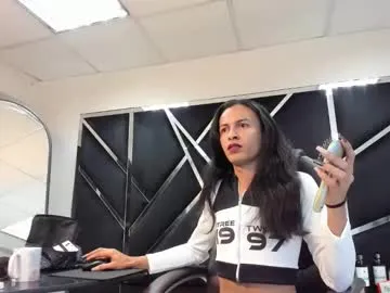 aisha_hotts777 — GOAL: all naked [95 tokens remaining] Welcome to my room! #party #german #bigcock #cum #bigass