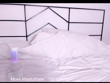 Offline alexashowcum on Chaturbate