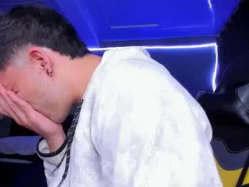 Offline alexgiraldo__ on Chaturbate