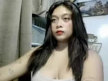 Offline aleysia69 on Chaturbate