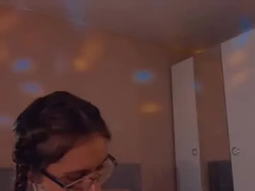 Freechat alice_miiiller on Chaturbate