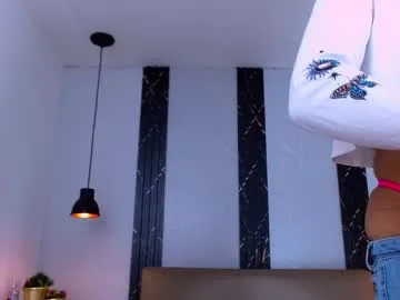 Offline andrea_gill_ on Chaturbate