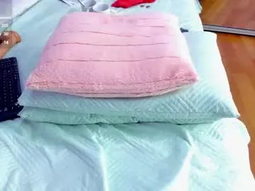 Offline angel_avni on Chaturbate