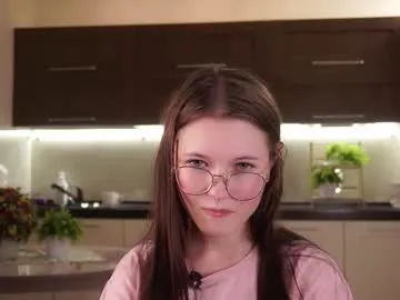 Offline angelabalay on Chaturbate