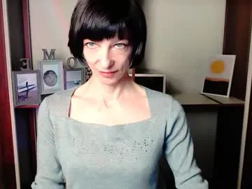 Offline angelinalov_ on Chaturbate