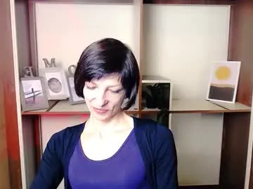 Offline angelinalov_ on Chaturbate