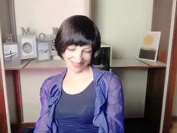 Offline angelinalov_ on Chaturbate