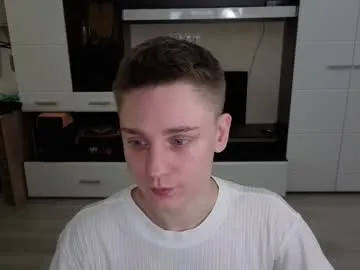 angryzan on Chaturbate