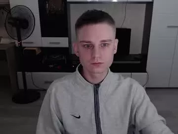 angryzan on Chaturbate