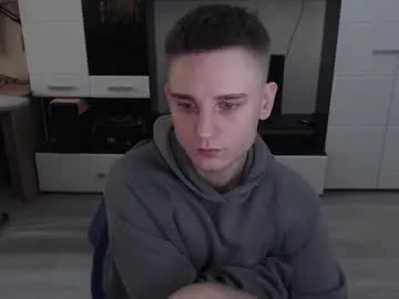 angryzan on Chaturbate