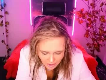 Offline anielafox on Chaturbate