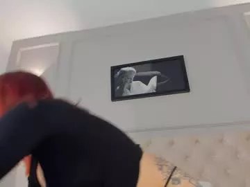 anniemartinezz on Chaturbate