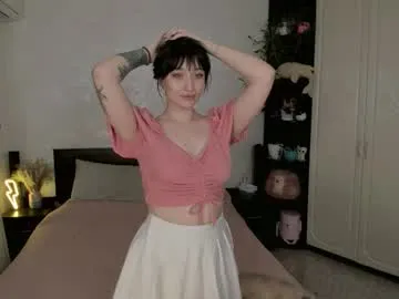 Offline ariellaallure on Chaturbate