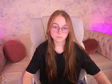 Offline arrinawair on Chaturbate