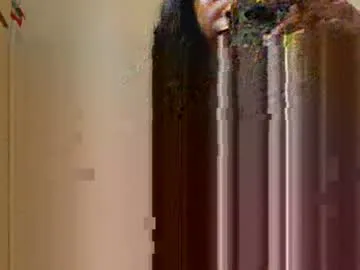 Offline atirahcali on Chaturbate