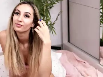 awalynch on Chaturbate