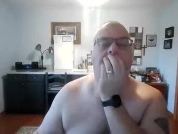 Offline b1gh0rnyguy on Chaturbate