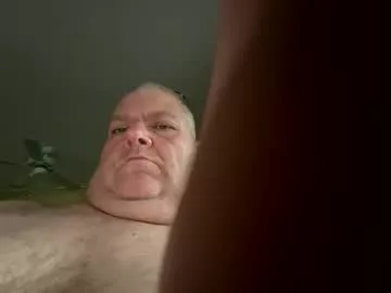 Offline b1gh0rnyguy on Chaturbate