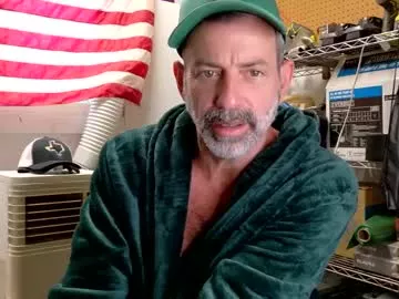 Offline badnightwolf on Chaturbate