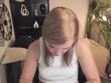bella_cosmos on Chaturbate 