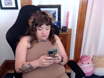 Offline bigtiddygoddess on Chaturbate