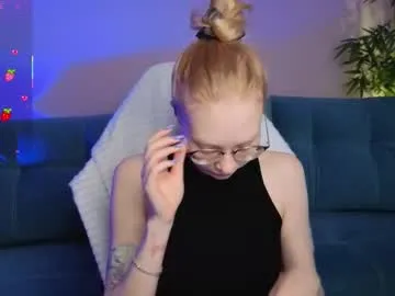 bjliki — DOGGY STYLE AND SHAKE  ASS [126 tokens left] #blonde #lesbian #teen #bigass #anal #lovense