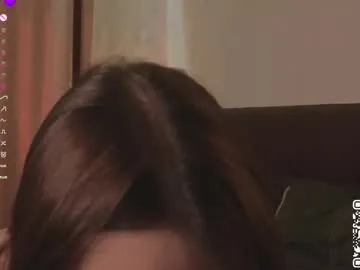 blushinbloom on Chaturbate