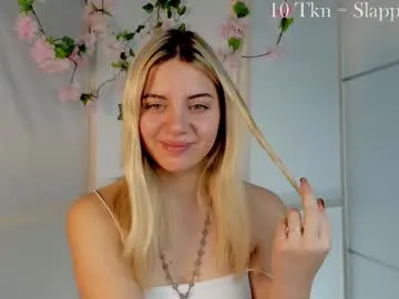 Private blushkitty on Chaturbate