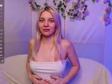 Private blushkitty on Chaturbate