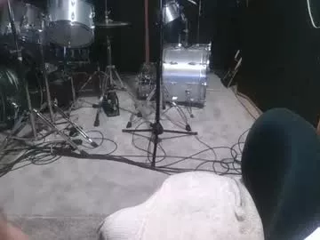 Offline bobbyhill27b on Chaturbate